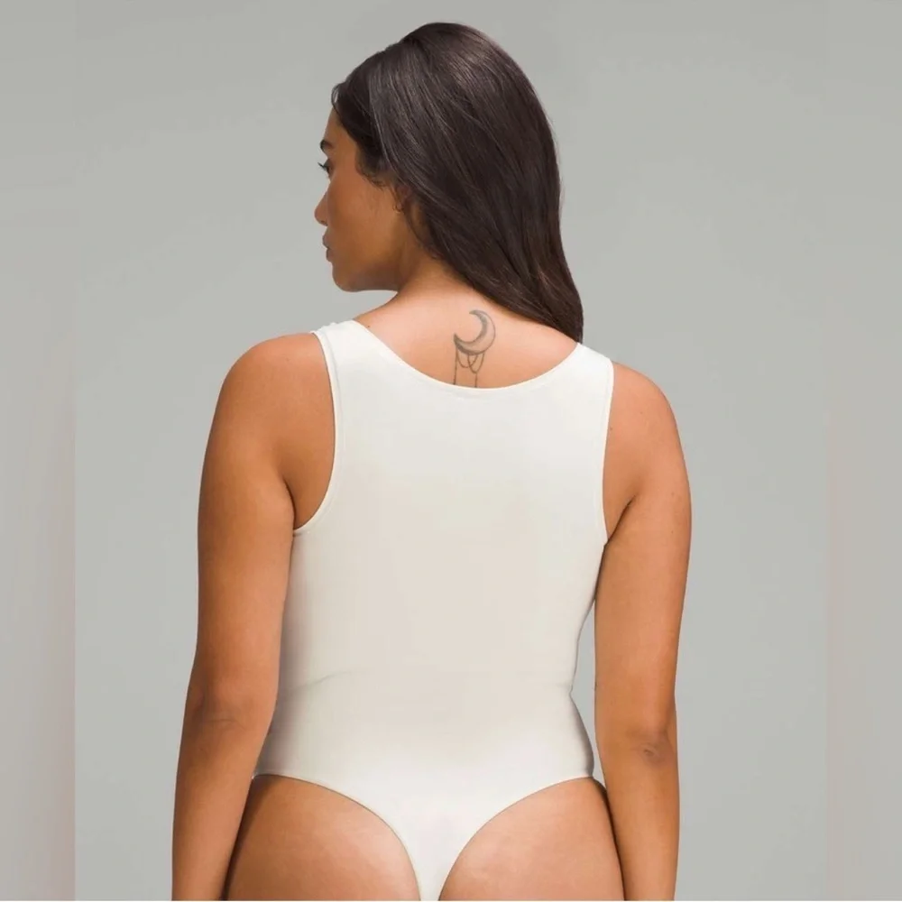 Lululemon Wundermost Ultra-Soft Nulu Square Neck Sleeveless Bodysuit Bone